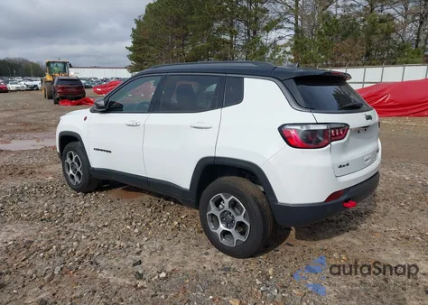 2022 Jeep Compass Trailhawk 4X4 from USA, damaged, VIN 3C4NJDDB5NT133241